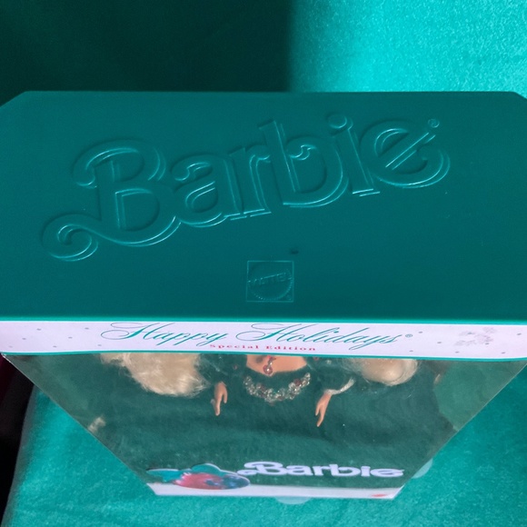Barbie Holiday Special Barbie 1991 NRFB MINT CONDITION by Mattel Vintage - Picture 10 of 14